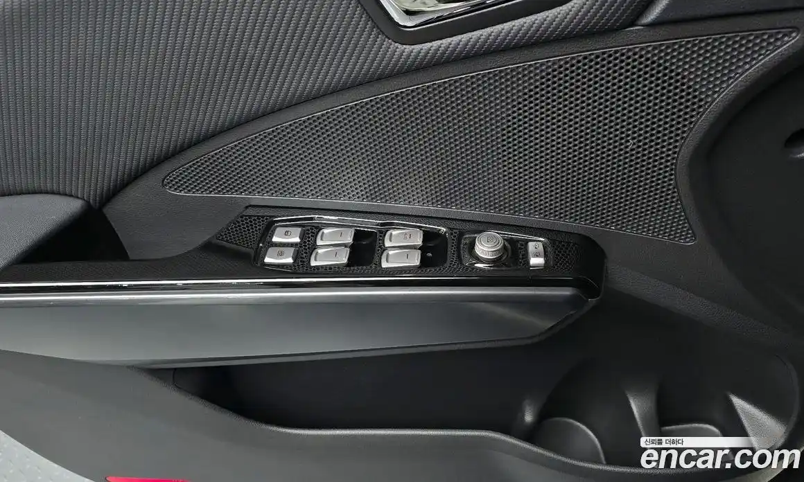 SsangYong TIBOLI 2016 1.6 Автомат в Москве № 539152, фото 18