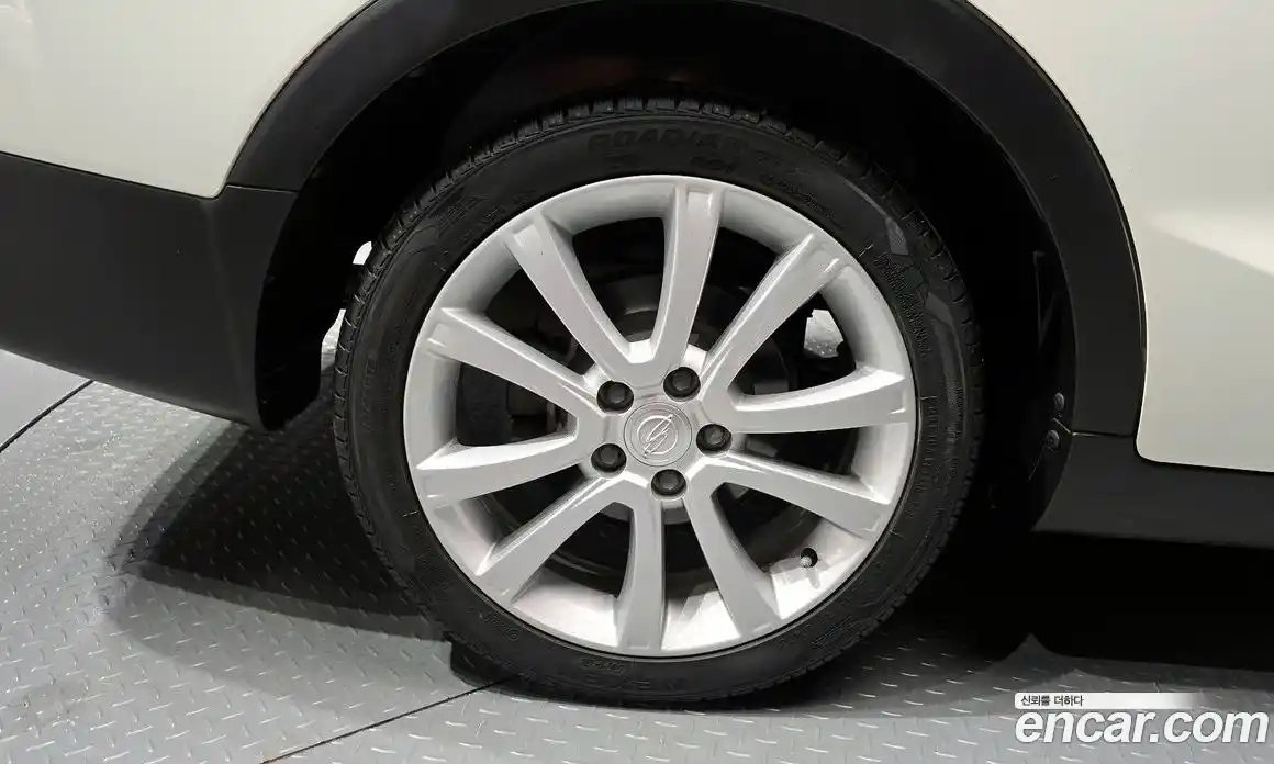 SsangYong TIBOLI 2016 1.6 Автомат в Москве № 539152, фото 5