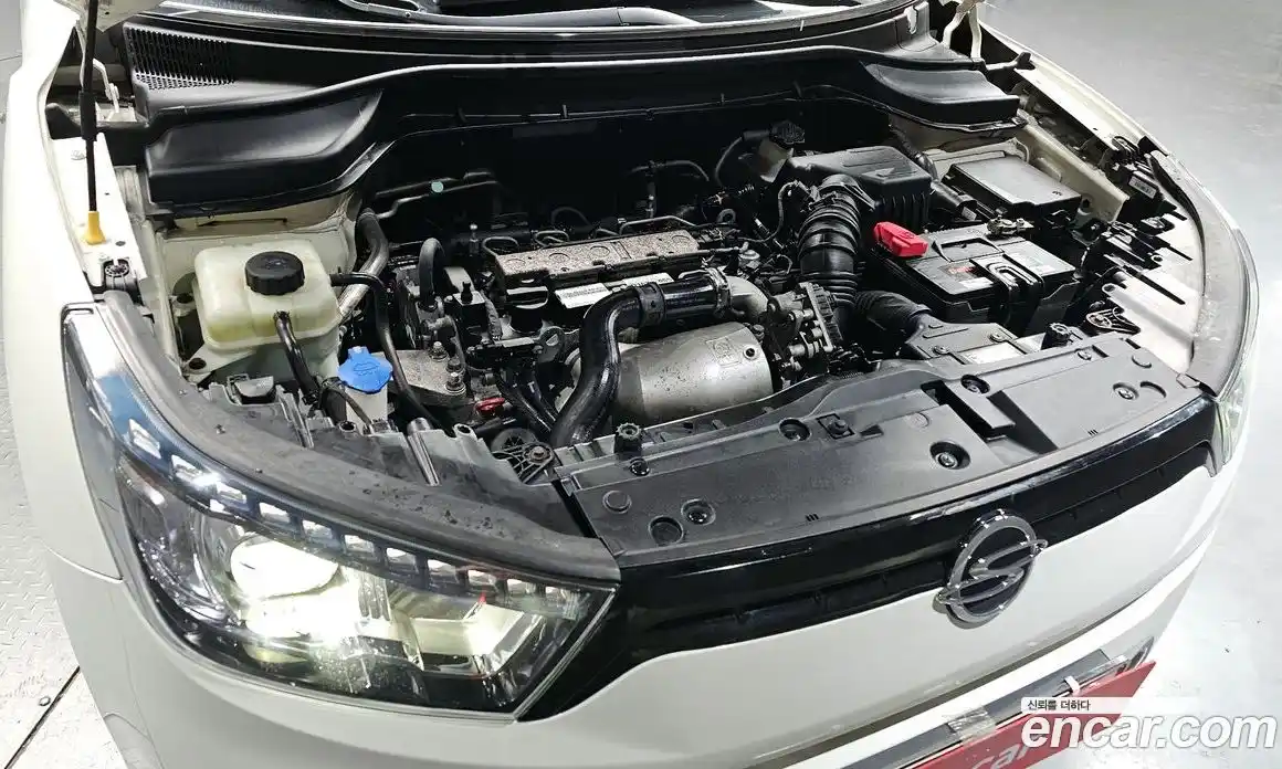 SsangYong TIBOLI 2016 1.6 Автомат в Москве № 539453, фото 6