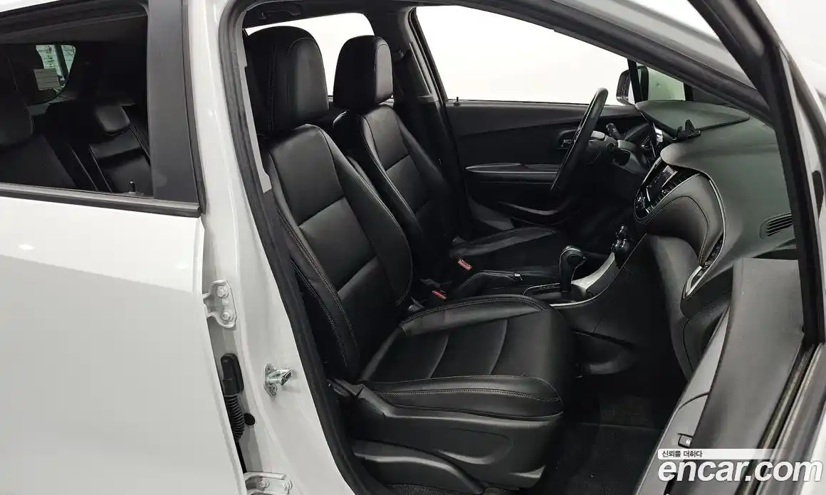 Chevrolet Trax 2021 1.4 Автомат в Москве № 539857, фото 10