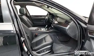 BMW 5-Series 2013 2.0 Автомат в Москве № 541035, миниатюра 11