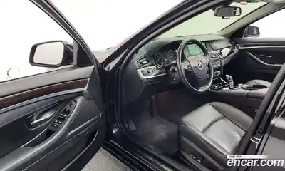 BMW 5-Series 2013 2.0 Автомат в Москве № 541035, миниатюра 10