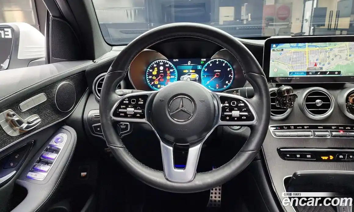 Mercedes-Benz GLC-Class 2023 2.0 Автомат в Москве № 541830, фото 14