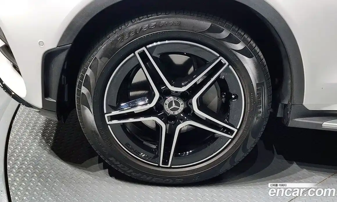 Mercedes-Benz GLC-Class 2023 2.0 Автомат в Москве № 541830, фото 5