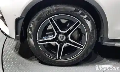 Mercedes-Benz GLC-Class 2023 2.0 Автомат в Москве № 541830, миниатюра 5