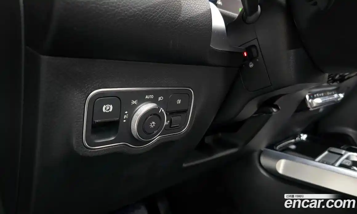 Mercedes-Benz EQB 2023 0.2 Автомат в Москве № 541915, фото 18