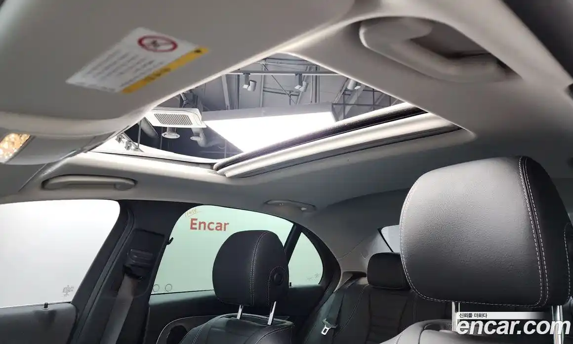 Mercedes-Benz E-Class 2017 2.0 Автомат в Москве № 542128, фото 19