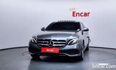 Mercedes-Benz E-Class 2017 2.0 Автомат в Москве № 542128, миниатюра 3