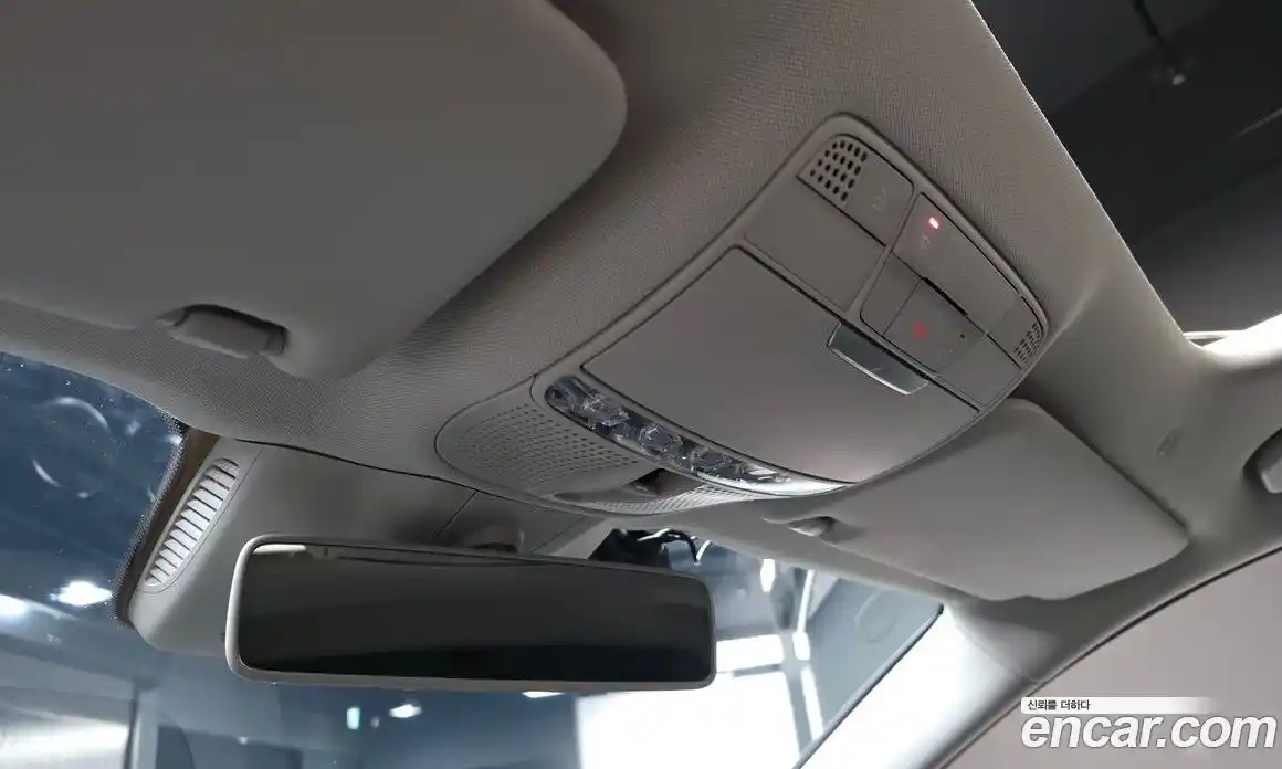 Mercedes-Benz E-Class 2020 1.9 Автомат в Москве № 542411, фото 19