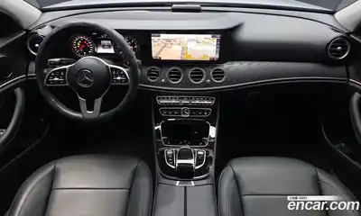 Mercedes-Benz E-Class 2020 1.9 Автомат в Москве № 542411, миниатюра 7