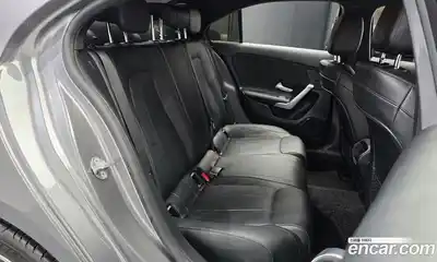 Mercedes-Benz A-Class 2021 2.0 Автомат в Москве № 543065, миниатюра 12