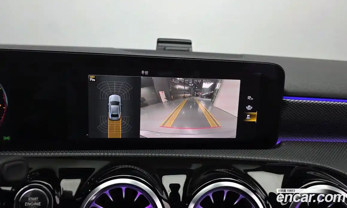 Mercedes-Benz A-Class 2021 2.0 Автомат в Москве № 543065, фото 15