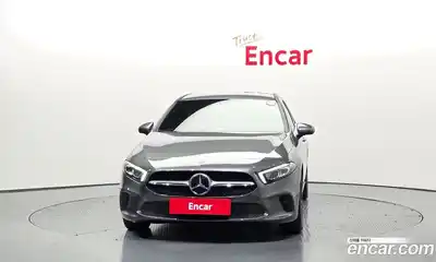 Mercedes-Benz A-Class 2021 2.0 Автомат в Москве № 543065, миниатюра 3