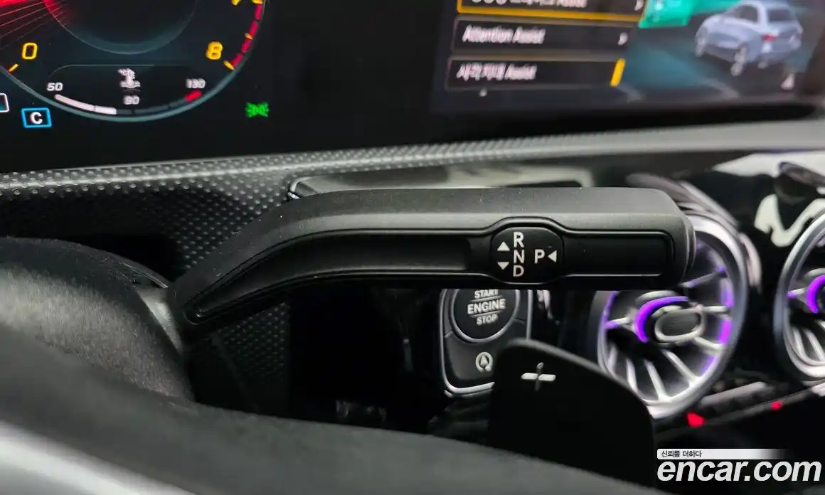 Mercedes-Benz A-Class 2021 2.0 Автомат в Москве № 543065, фото 9