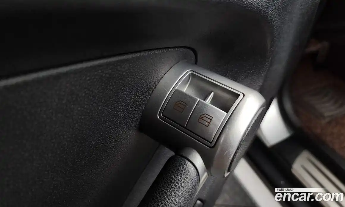 Mercedes-Benz SLK-Class 2011 3.5 Автомат в Москве № 543082, фото 13