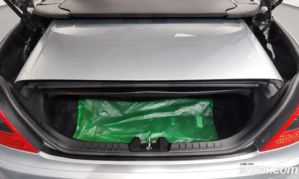 Mercedes-Benz SLK-Class 2011 3.5 Автомат в Москве № 543082, фото 20