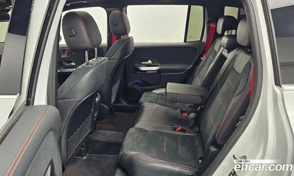 Mercedes-Benz GLB-Class 2021 2.0 Автомат в Москве № 543314, фото 12