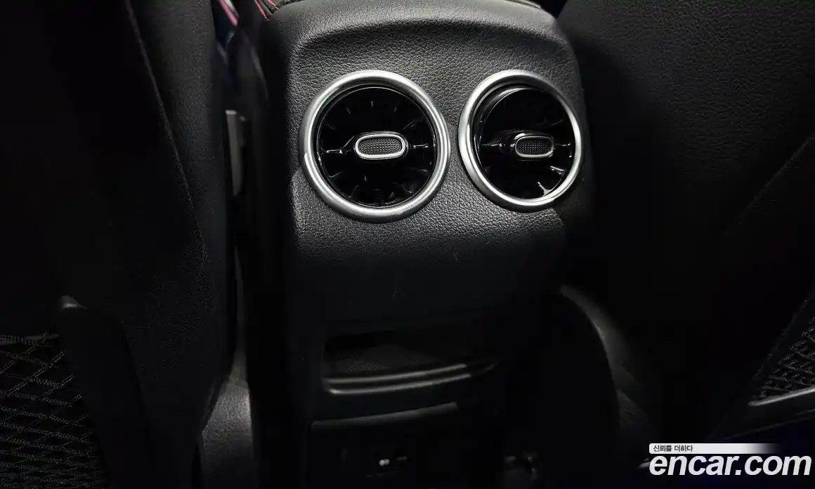 Mercedes-Benz GLB-Class 2021 2.0 Автомат в Москве № 543314, фото 18