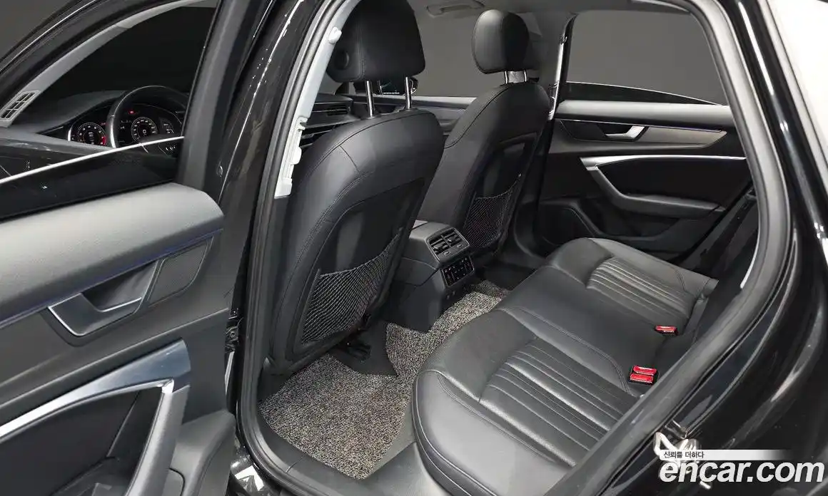 Audi A6 2021 2.0 Автомат в Москве № 544373, фото 12