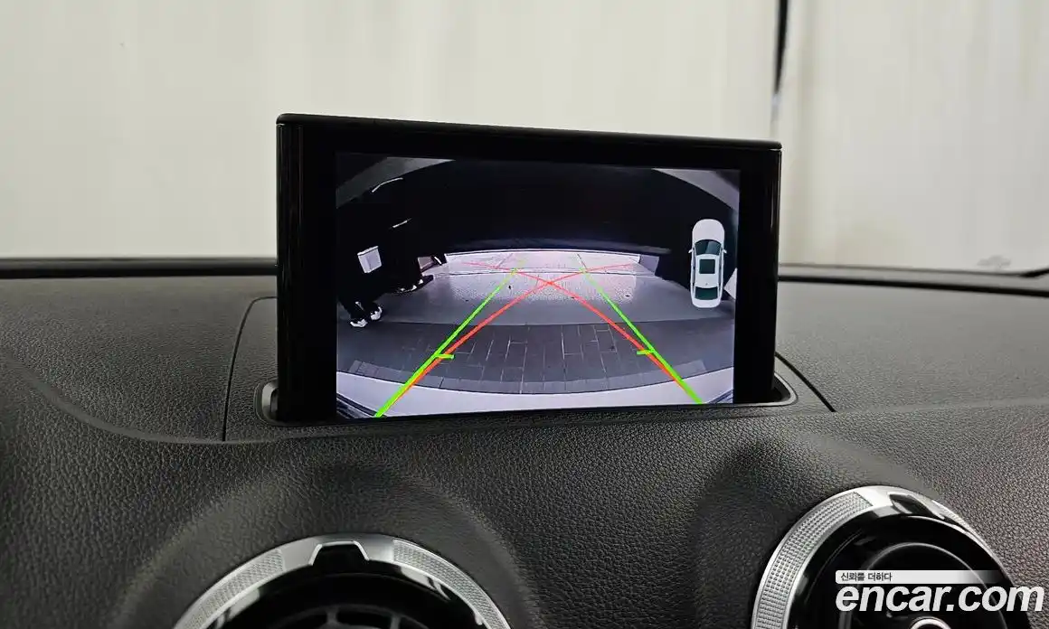 Audi A3 2015 2.0 Автомат в Москве № 544456, фото 15