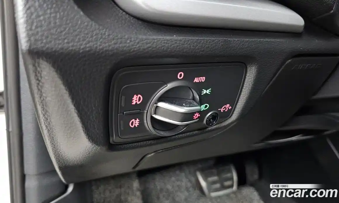 Audi A3 2015 2.0 Автомат в Москве № 544456, фото 19