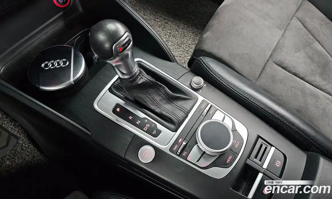 Audi A3 2015 2.0 Автомат в Москве № 544456, фото 9