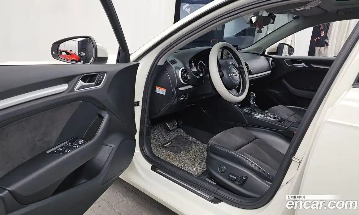 Audi A3 2015 2.0 Автомат в Москве № 544456, фото 10