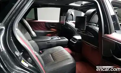 Lexus LS 2020 3.5 Автомат в Москве № 547045, миниатюра 12