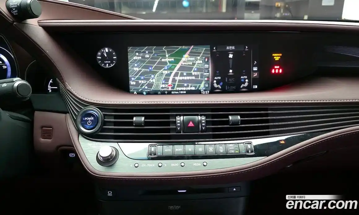 Lexus LS 2020 3.5 Автомат в Москве № 547045, фото 14