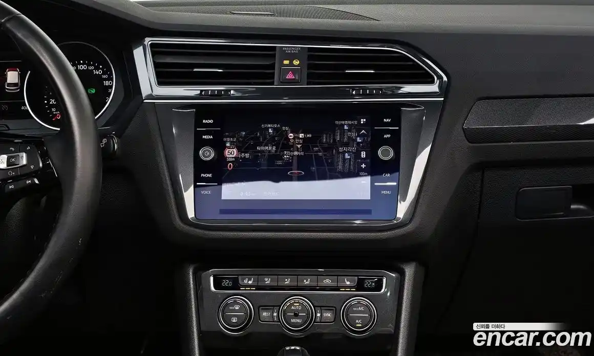 Volkswagen Tiguan 2018 2.0 Автомат в Москве № 547302, фото 14