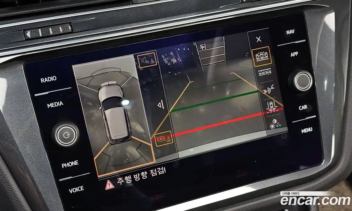 Volkswagen Tiguan 2018 2.0 Автомат в Москве № 547302, фото 15