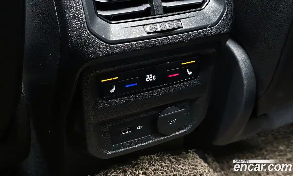 Volkswagen Tiguan 2018 2.0 Автомат в Москве № 547302, фото 17