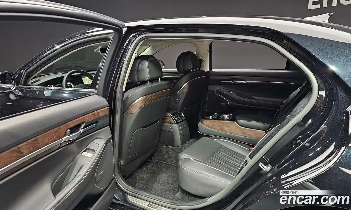 Genesis G90 2021 3.8 Автомат в Москве № 58896, фото 12