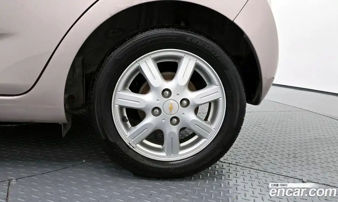 Chevrolet Spark 2012 1.0 Автомат в Москве № 87245, фото 15