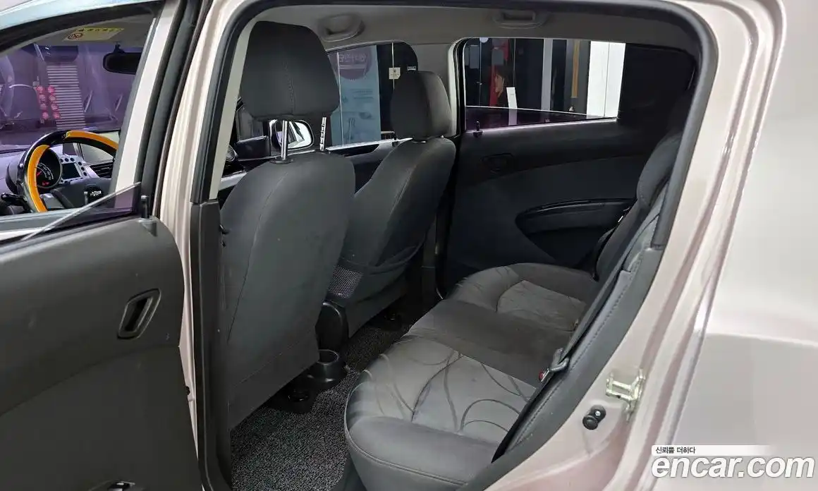 Chevrolet Spark 2012 1.0 Автомат в Москве № 87245, фото 6