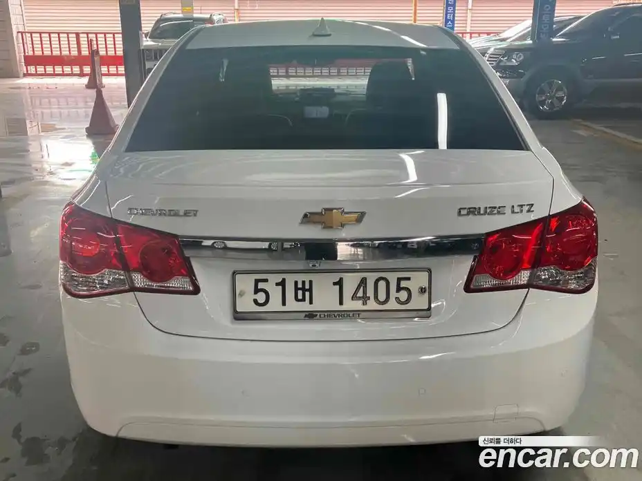Chevrolet Cruze 2011 1.8 Автомат в Москве № 105757, фото 15