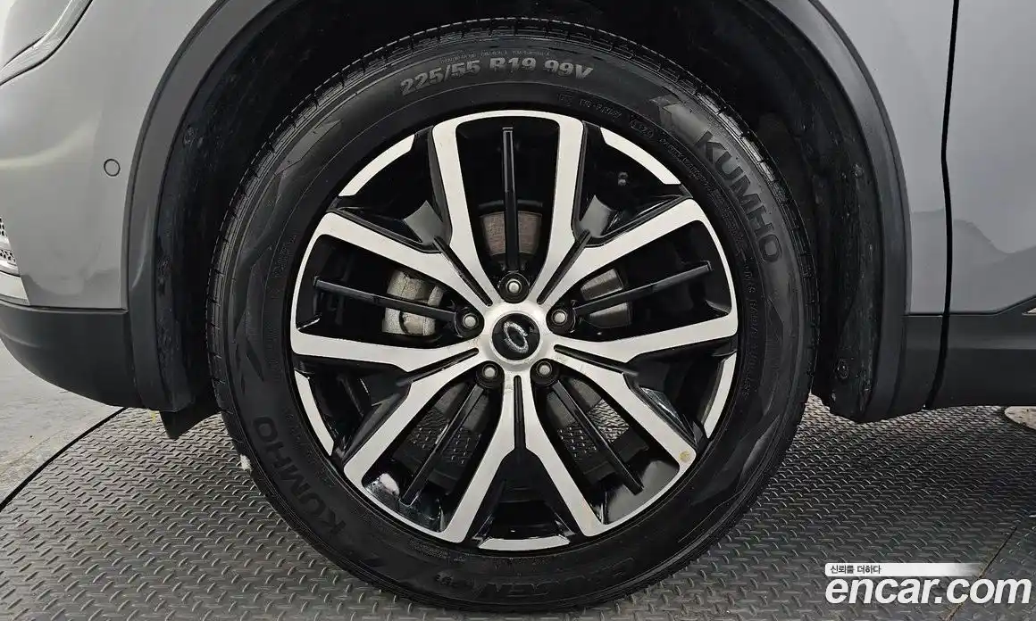 Renault QM6 2023 2.0 Автомат в Москве № 106767, фото 16