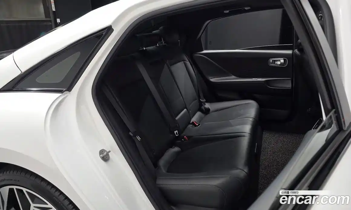 Hyundai Ioniq 6 2023 0.1 Автомат в Москве № 111957, фото 18