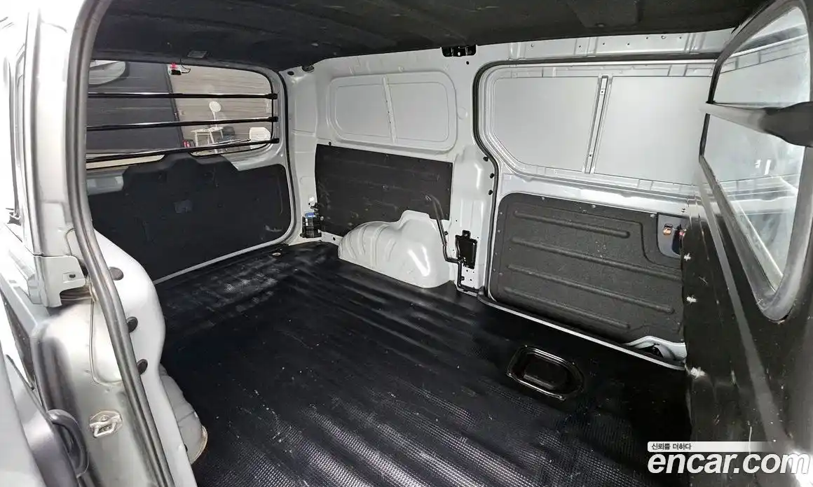 Hyundai Starex 2020 2.5 Автомат в Москве № 113464, фото 18