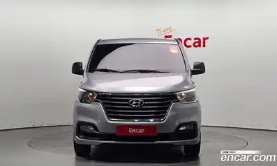Hyundai Starex 2020 2.5 Автомат в Москве № 113464, миниатюра 3