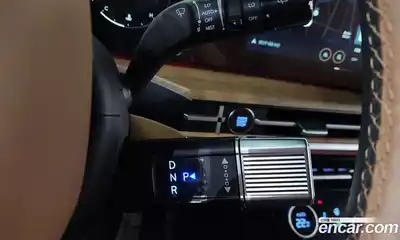 Hyundai Santa Fe 2024 2.5 Автомат в Москве № 119439, миниатюра 9