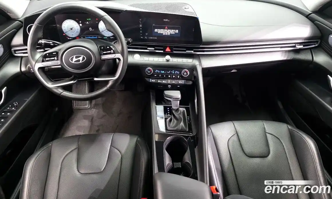 Hyundai Avante 2024 1.6 Автомат в Москве № 119565, фото 5