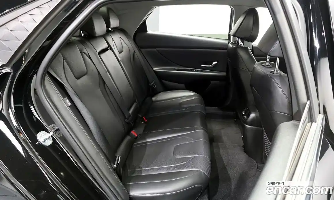 Hyundai Avante 2024 1.6 Автомат в Москве № 119565, фото 7