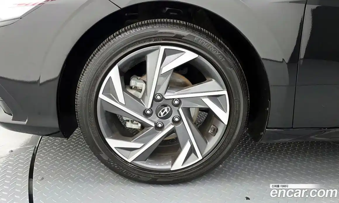 Hyundai Avante 2024 1.6 Автомат в Москве № 119565, фото 9