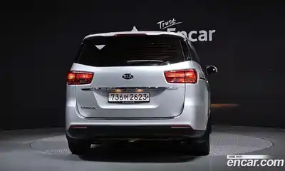 Kia Canival 2020 2.2 Автомат в Москве № 120607, миниатюра 12