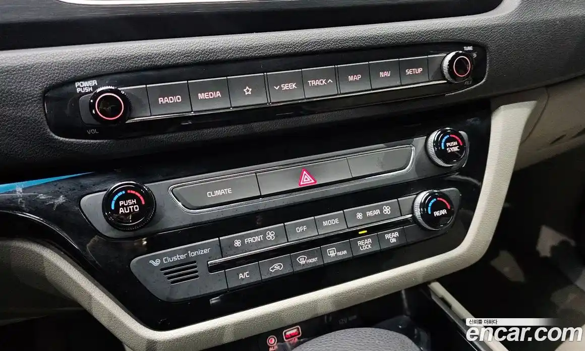 Kia Canival 2020 2.2 Автомат в Москве № 120607, фото 7