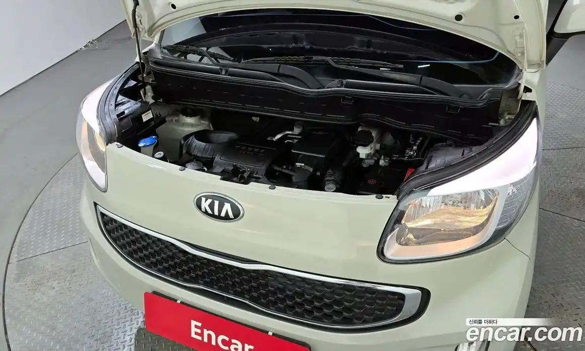 Kia Ray 2017 1.0 Автомат в Москве № 120776, фото 13