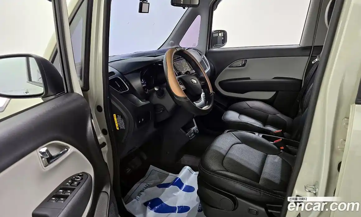 Kia Ray 2017 1.0 Автомат в Москве № 120776, фото 18