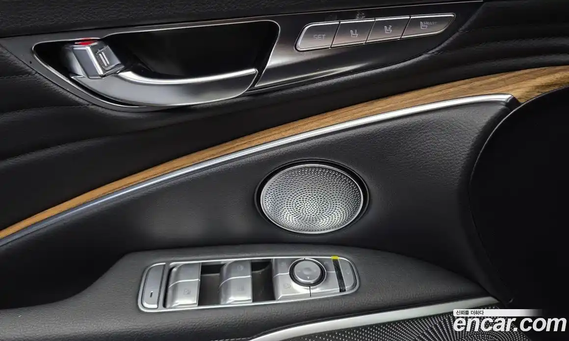 Kia K9 2023 3.8 Автомат в Москве № 121624, фото 17