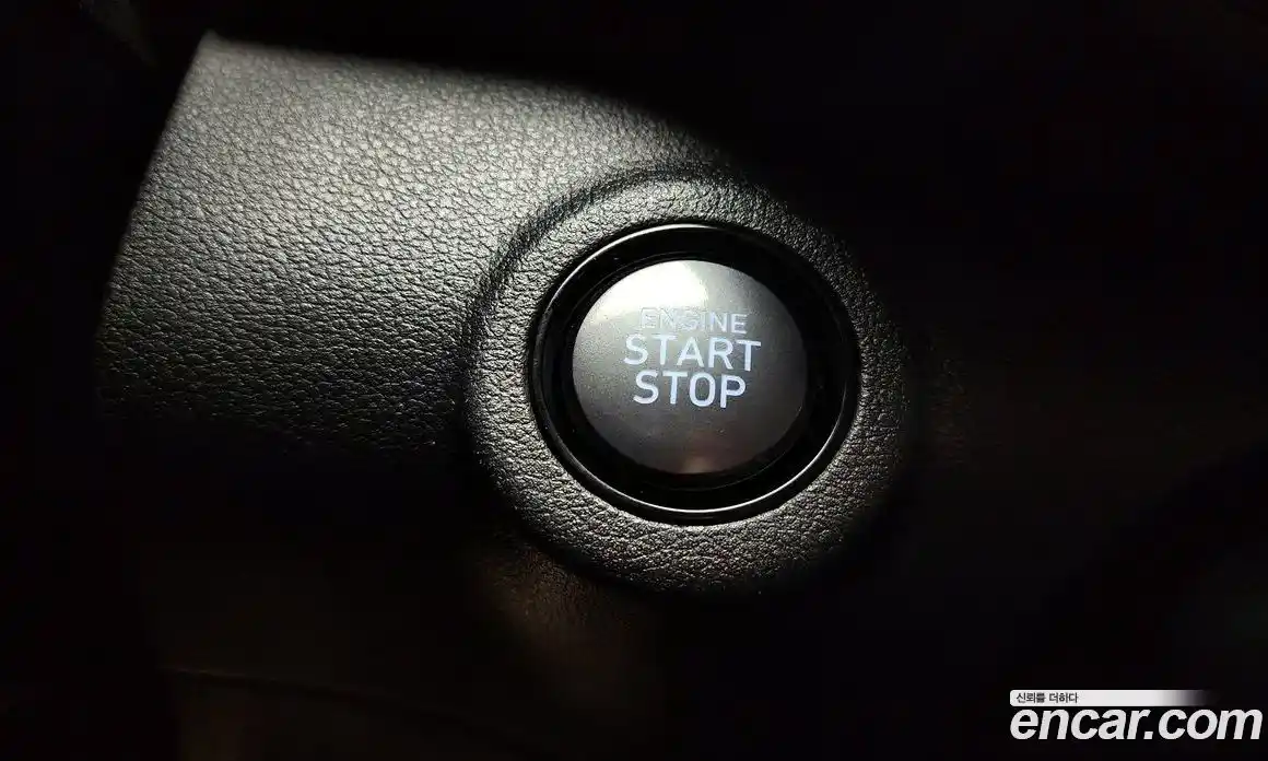 Hyundai Venue 2020 1.6 Автомат в Москве № 127180, фото 15